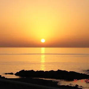 hostal-restaurante-playa-azul.es-andalucia.com/